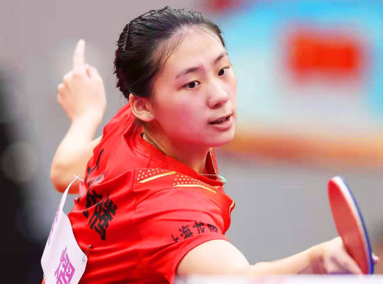 的表现吸引 的表现吸引