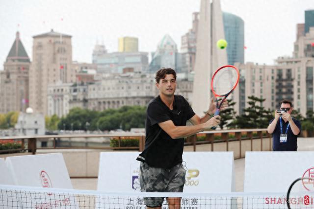 也为年轻球 也为年轻球