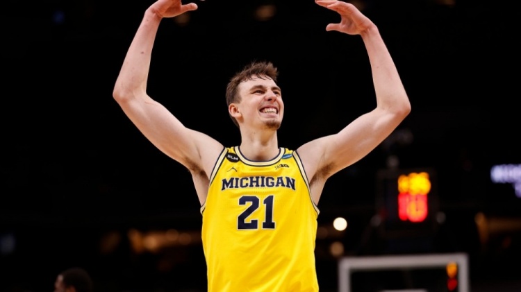 张馨破门与 张馨破门与