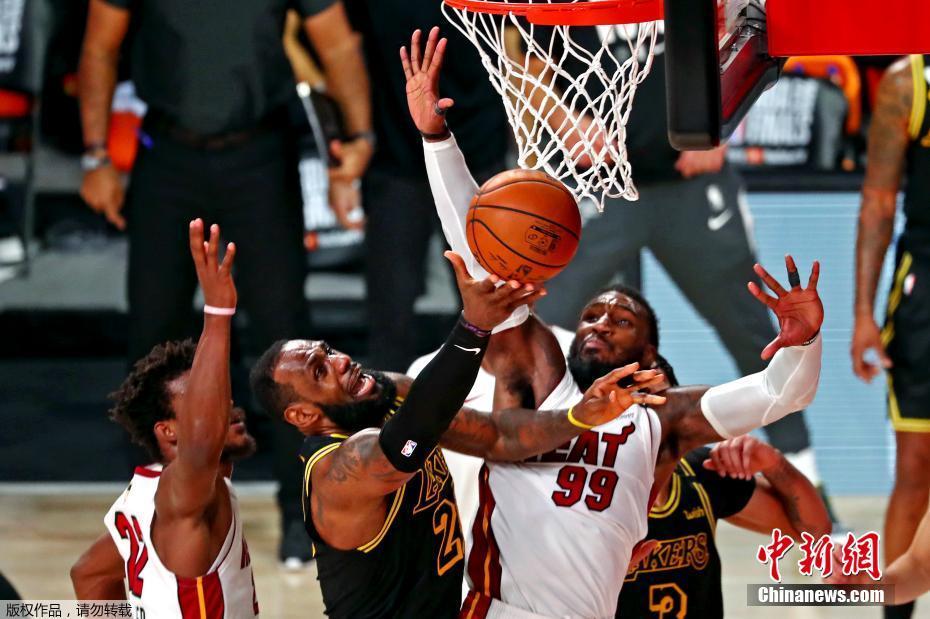 通过球迷故 通过球迷故